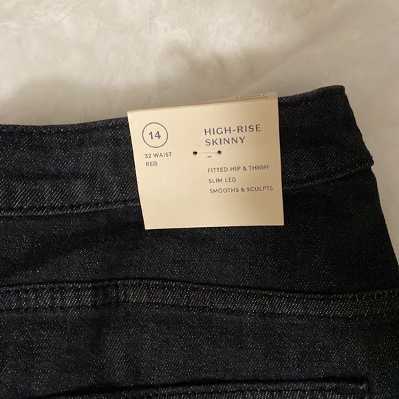 NWT High Rise skinny jeans - Picture 2 of 2